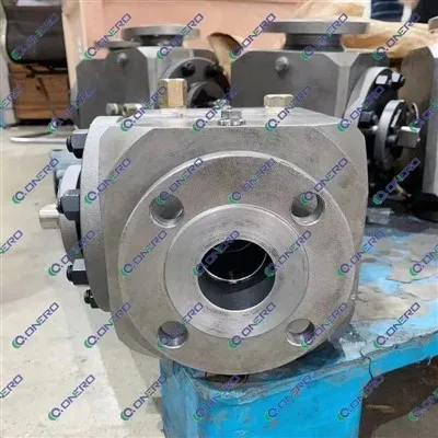 Felső bejáratú golyóscsap